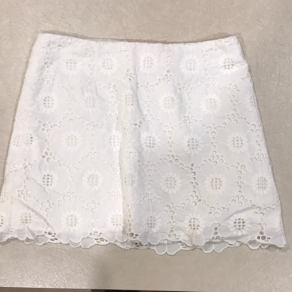 Eyelet White Lily Pulitzer skirt
